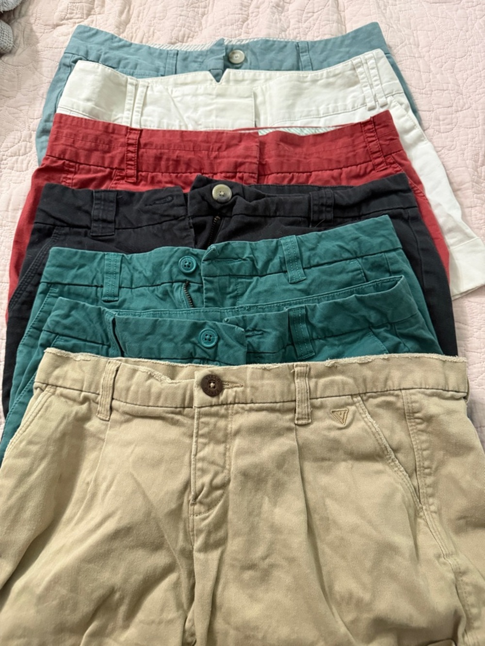 Casual Women's Khaki Roll-Hem Shorts - Versatile Summer Essential
